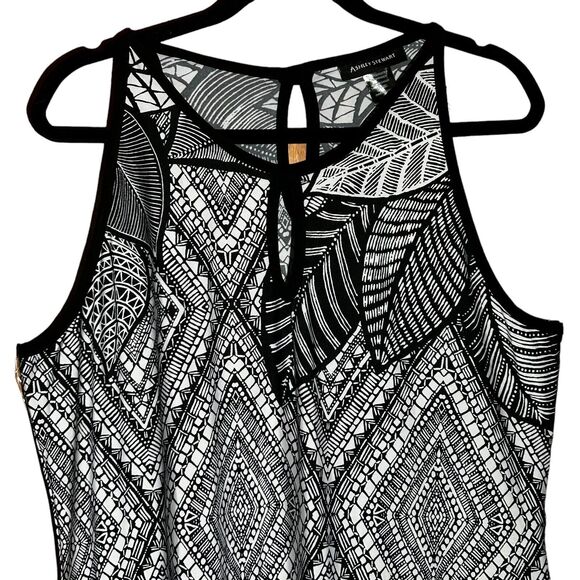 NWT ASHLEY STEWART Women’s Black White Geometric Floral Maxi Dress Size 18/20 - Picture 2 of 13